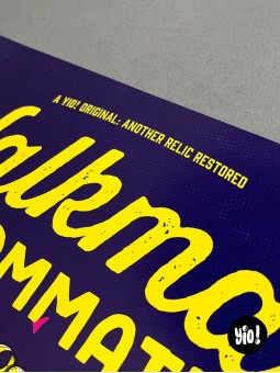 Gros plan sur le texte "Another Relic Restored" de la collection Yio