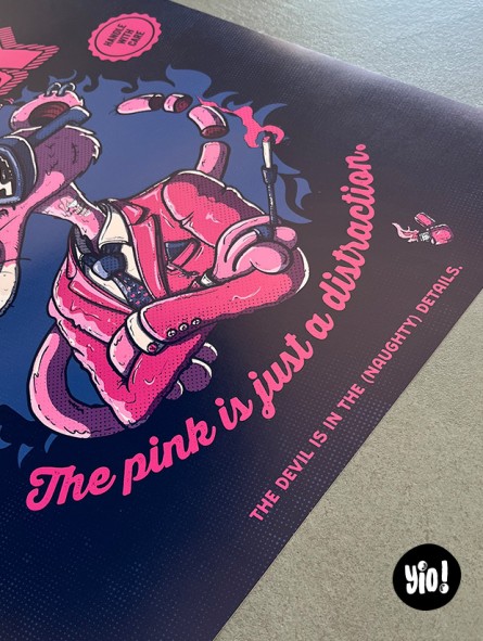 Détail typographie affiche Panthère Rose The pink is just a distraction Yio